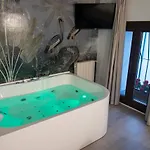 Vitium Hotel 2*