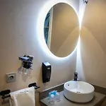Vitium Hotel 2*