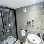 Vitium Hotel 2*